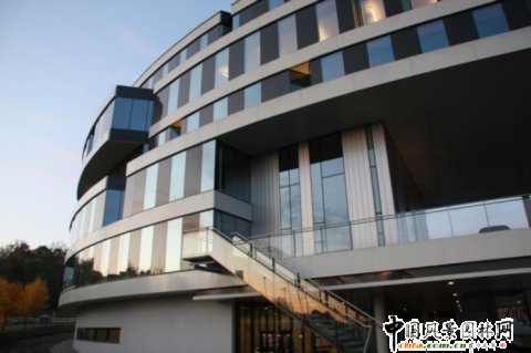 挪威奧斯陸奔馳汽車4S店室內和建筑欣賞