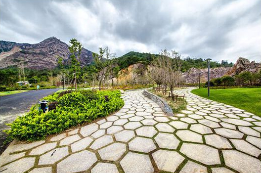 東聯(lián)設(shè)計(jì)攜手著名雕塑家打造中國首個姿態(tài)雕塑公園