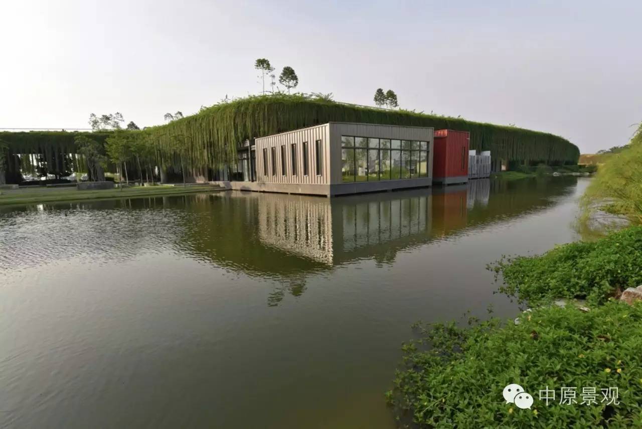 馬來西亞加里斯建筑師的弧形景觀設(shè)計(jì)