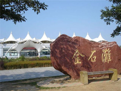 大連將建成世界最大海上機(jī)場