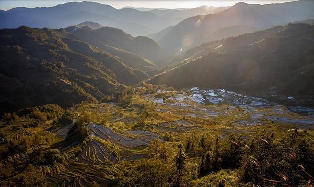 中國(guó)最壯美的濕地，天梯太美令人驚艷