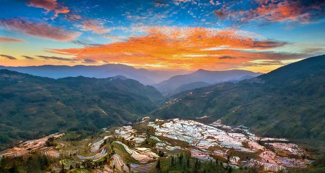 中國(guó)最壯美的濕地，天梯太美令人驚艷