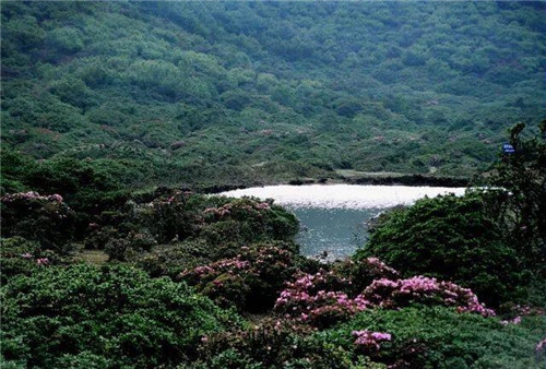 美如仙境！四川又添兩處國家級地質公園