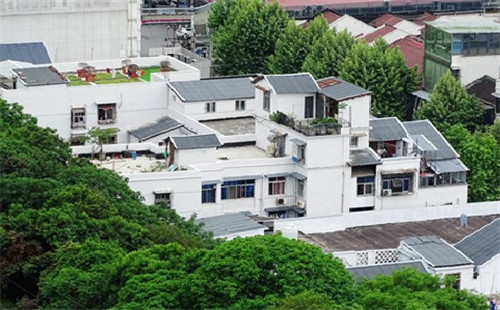 武漢黃鶴樓景區(qū)周邊立體整治見(jiàn)成效