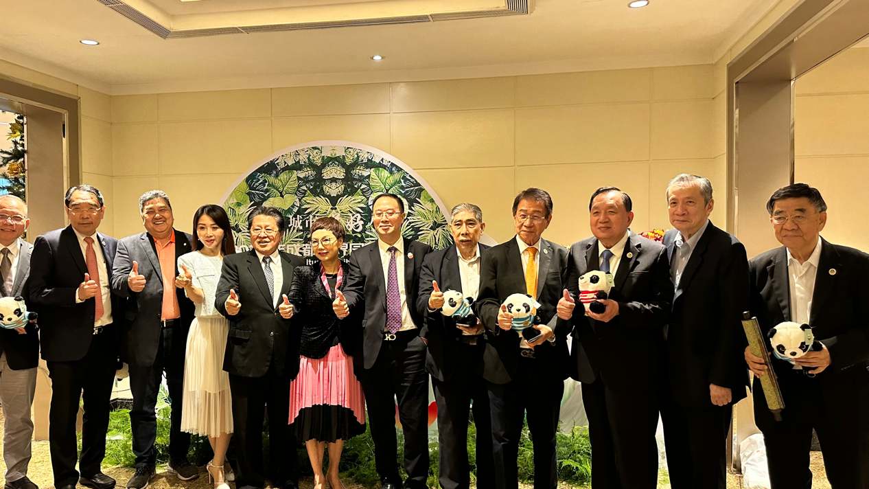 以花會(huì)友，“2024成都世園會(huì)”向國際友人發(fā)出成都邀請(qǐng)