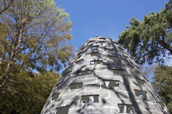 韓國(guó)磚砌豆莢小屋
