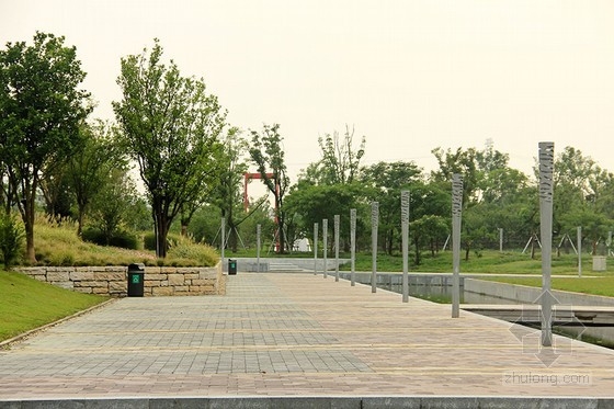 藝普得設(shè)計的昆山蓮湖公園